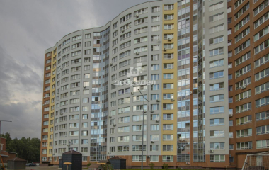 Екатеринбург, ул. Республиканская,5
