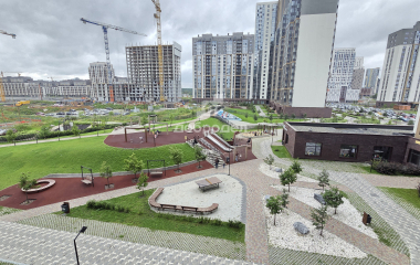 Екатеринбург, ул. Академика Парина,13