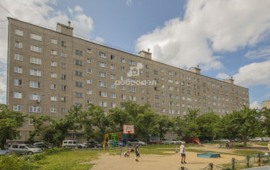 Екатеринбург, ул. Серафимы Дерябиной,21