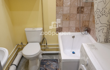 Екатеринбург, ул. Крауля,105