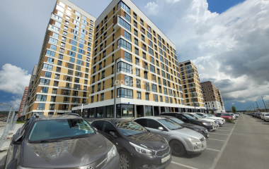 Екатеринбург, б-р. Новосинарский,5