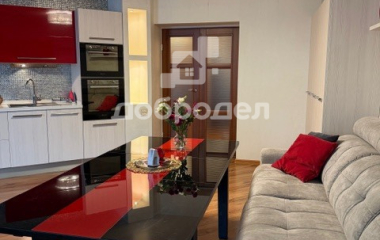 Екатеринбург, ул. Викулова,63к4