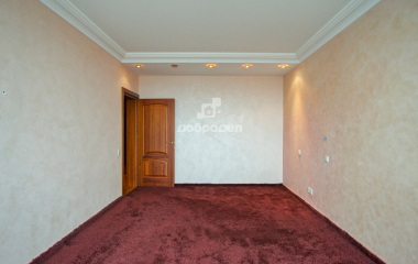 Екатеринбург, ул. Юмашева,15