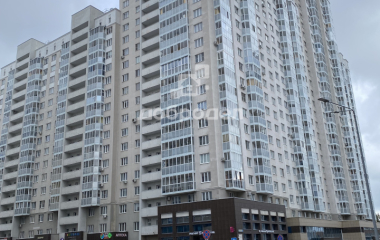 Екатеринбург, ул. Библиотечная,43