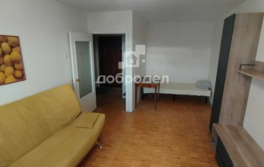 Екатеринбург, ул. Крестинского,37/1