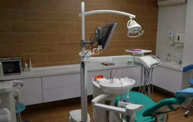 Екатеринбург, ул. Бакинских комиссаров,100