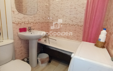 Екатеринбург, ул. Грибоедова,12