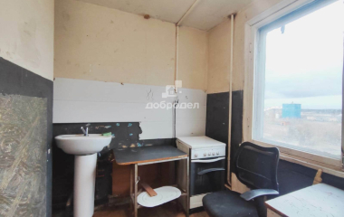 Екатеринбург, ул. 40-летия Комсомола,32/2