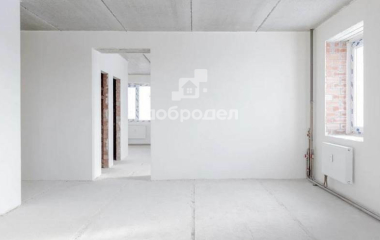 Екатеринбург, ул. Красных командиров,3