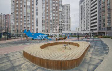 Екатеринбург, ул. Академика Парина,43