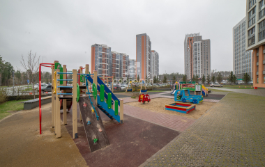 Екатеринбург, мкр. Светлый,1