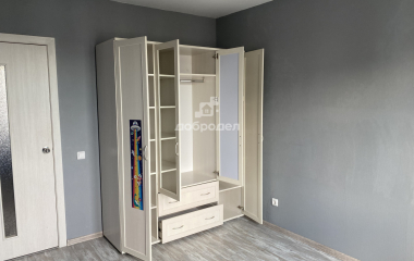 Екатеринбург, ул. Латвийская,56