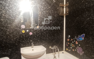 Екатеринбург, ул. Серафимы Дерябиной,49/2