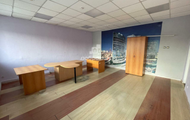 Екатеринбург, ул. Фронтовых бригад,27/1