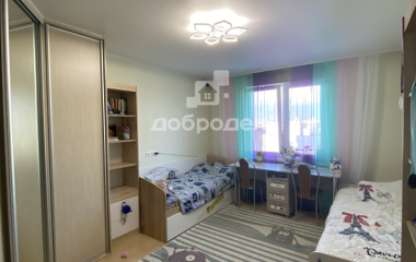 Екатеринбург, ул. Краснолесья,76