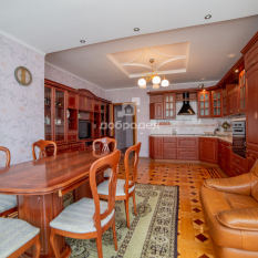 3-к квартира | 122.00 м² | 3 - 4 эт. 00