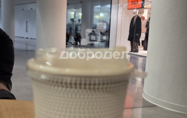 Екатеринбург, ул. Адмирала Ушакова,4