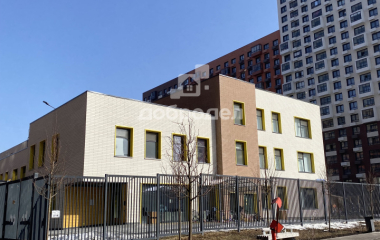 Екатеринбург, пер. Полимерный,15