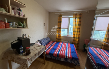 Екатеринбург, ул. Декабристов,25