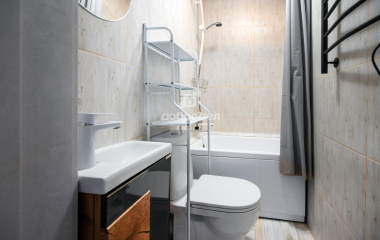 Екатеринбург, ул. Очеретина,8