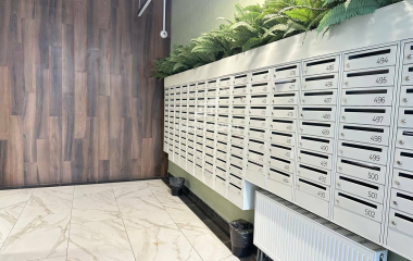 Екатеринбург, ул. Хрустальногорская,93