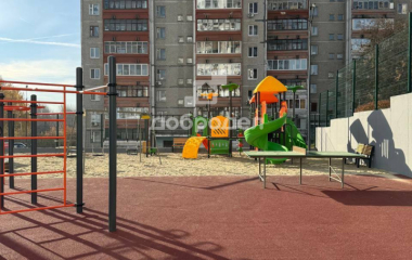 Екатеринбург, ул. Прониной,43