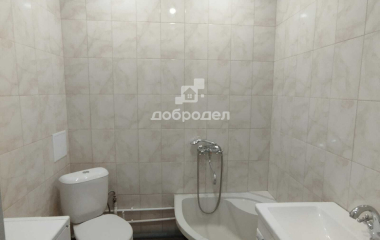 Екатеринбург, мкр. Светлый,10