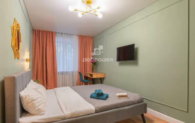 Екатеринбург, ул. Коминтерна,7