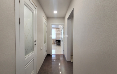 Екатеринбург, ул. Красных командиров,106