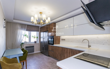 Екатеринбург, ул. Яскина,12