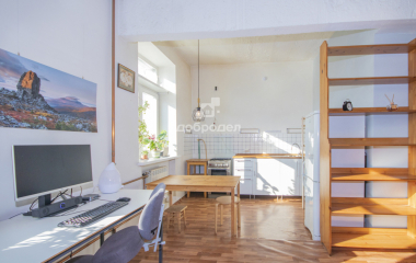 Екатеринбург, пр-кт. Космонавтов,48