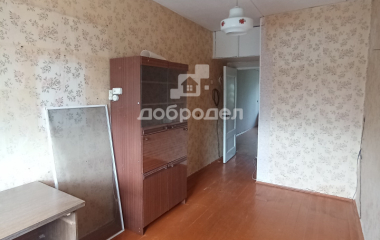 Екатеринбург, пр-кт. Космонавтов,72