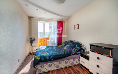 Екатеринбург, б-р. Сиреневый,21