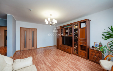 Екатеринбург, ул. Кировградская,4
