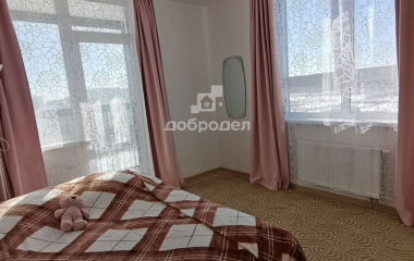 Екатеринбург, ул. Хрустальногорская,88-2