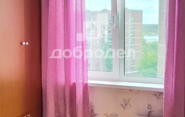 Екатеринбург, б-р. Сиреневый,21