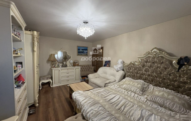 Екатеринбург, ул. Новгородцевой,11