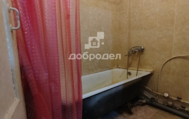 Екатеринбург, ул. Стахановская,4