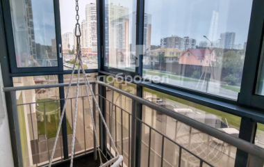 Екатеринбург, ул. Анатолия Мехренцева,38