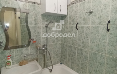 Екатеринбург, пр-кт. Космонавтов,72