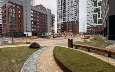 Екатеринбург, ул. Крауля,105/3