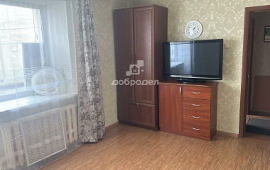 Екатеринбург, ул. Индустрии,33