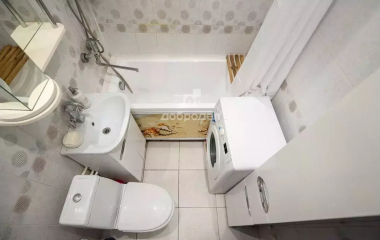 Екатеринбург, ул. Стрелочников,6