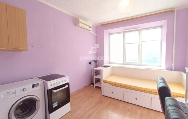 Екатеринбург, пр-кт. Космонавтов,52