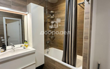 Екатеринбург, мкр. Светлый,1