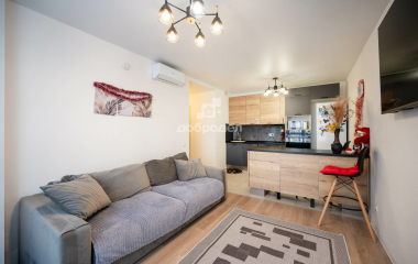 Екатеринбург, пер. Полимерный,11