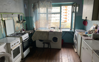 Екатеринбург, пр-кт. Космонавтов,70