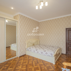 Дом | 140.00 м² 70