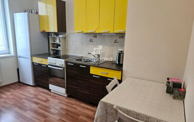 Екатеринбург, пр-кт. Академика Сахарова,70