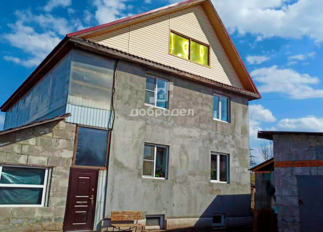 Дом | 180.00 м²